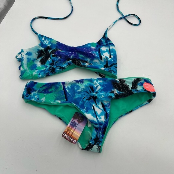 Forever 21 Tropical Bikini Set - Size 6 (NWT) - Picture 3 of 6